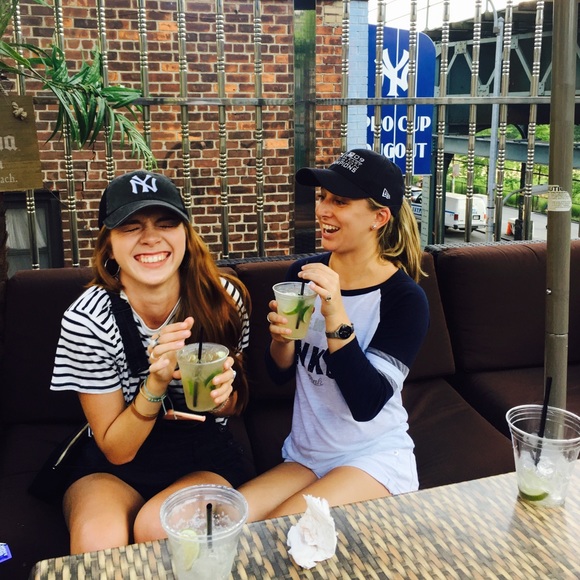 Meet your Posher, Lindsey! - Picture 7 of 8